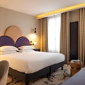 Mondial Otel Paris